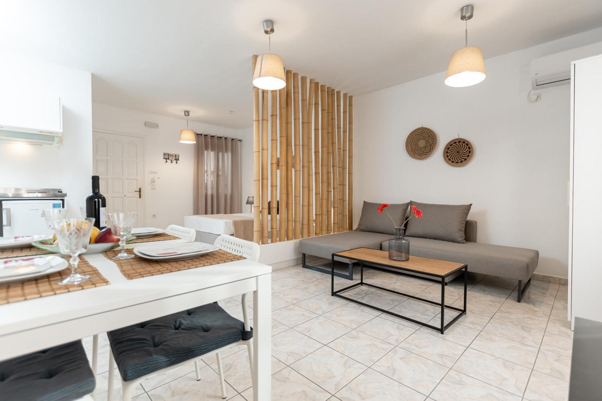 Optasia - Naxos Center Apartment Naxos City Kültér fotó